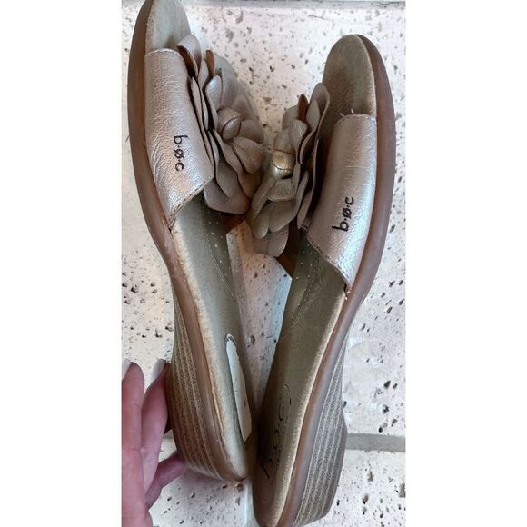 Boc Born Concept Windflower Gold Slip On Sandals Size 10 - Picture 8 of 13